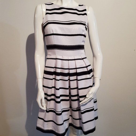 WHBM Sleeveless, Fitted & Flare Dress - Picture 1 of 6